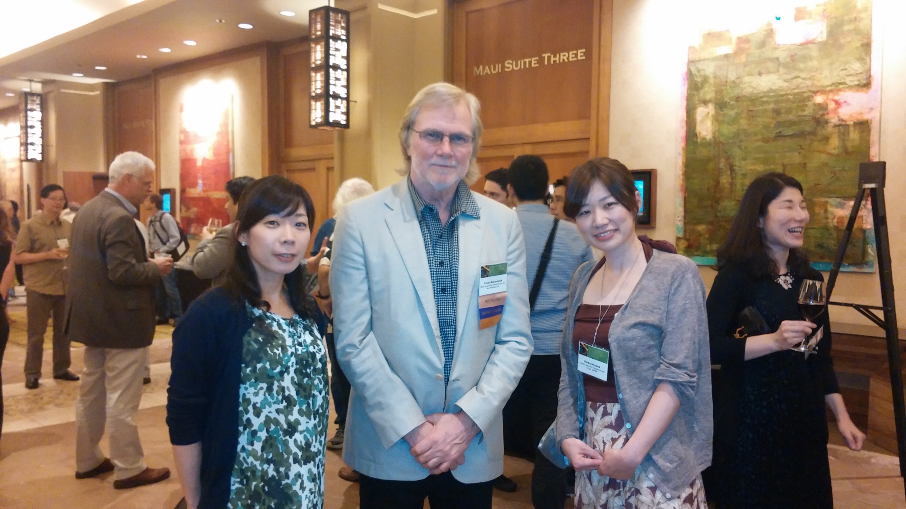 Tenth AACR-JCA joint conference in Maui (Frank McCormick先生と磯崎英子先生)